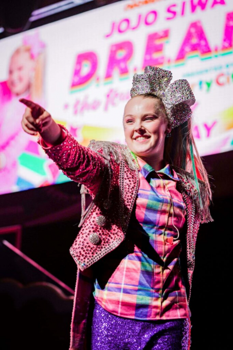 JoJo Siwa at Chesapeake Energy Arena